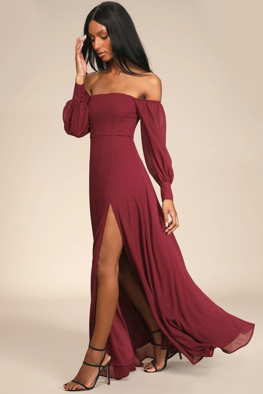 NWOT Lulu's Feel the Romance Burgundy Off-the-Shoulder Maxi Dress Women's Small